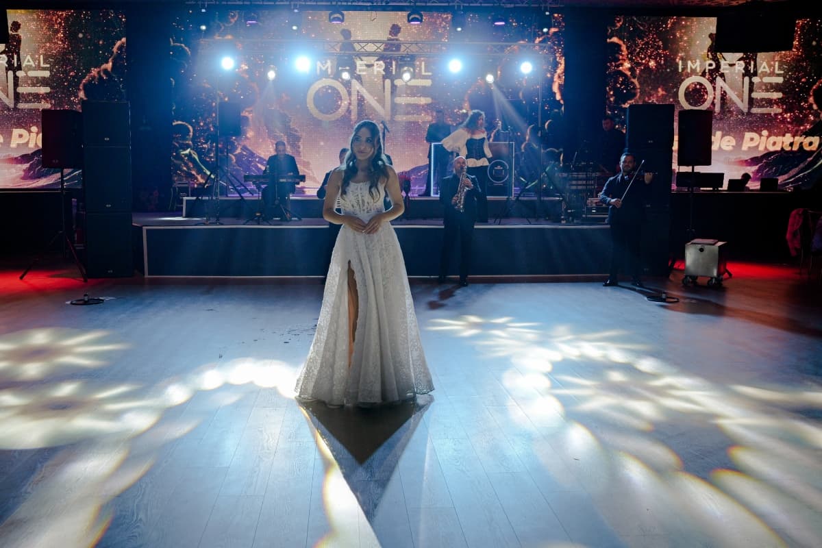 Fotografie de ZOOMER STUDIO la One Club