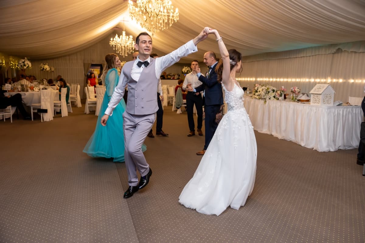 Fotografie de Dana Tudor la Iris Ballroom