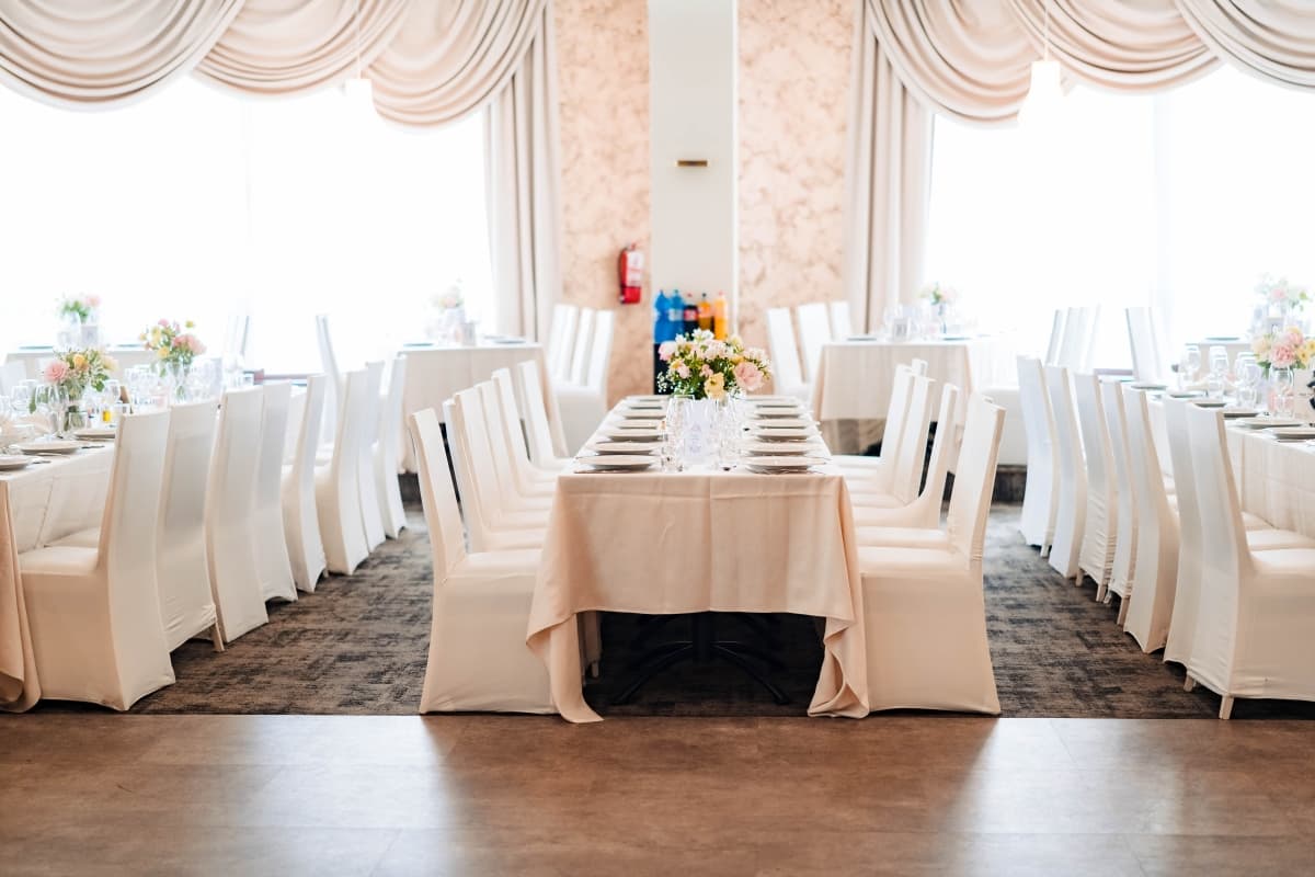 Black Tulip Hotel  - locatie pentru nunti in Dej, Cluj