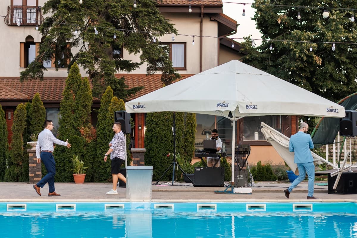 Complex Doi Taurasi - locatie pentru nunti in Afumați, Ilfov