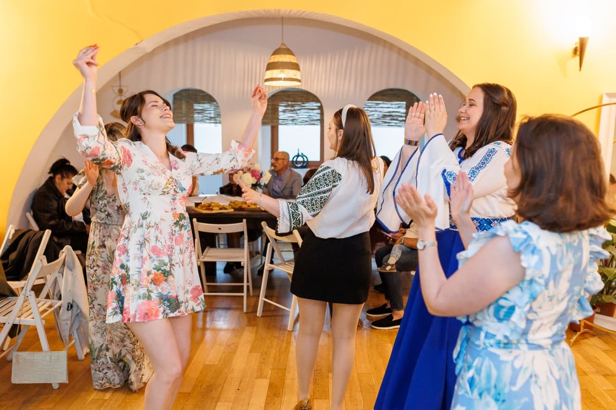 Fotografie de Lens of Alex la The Yellow House