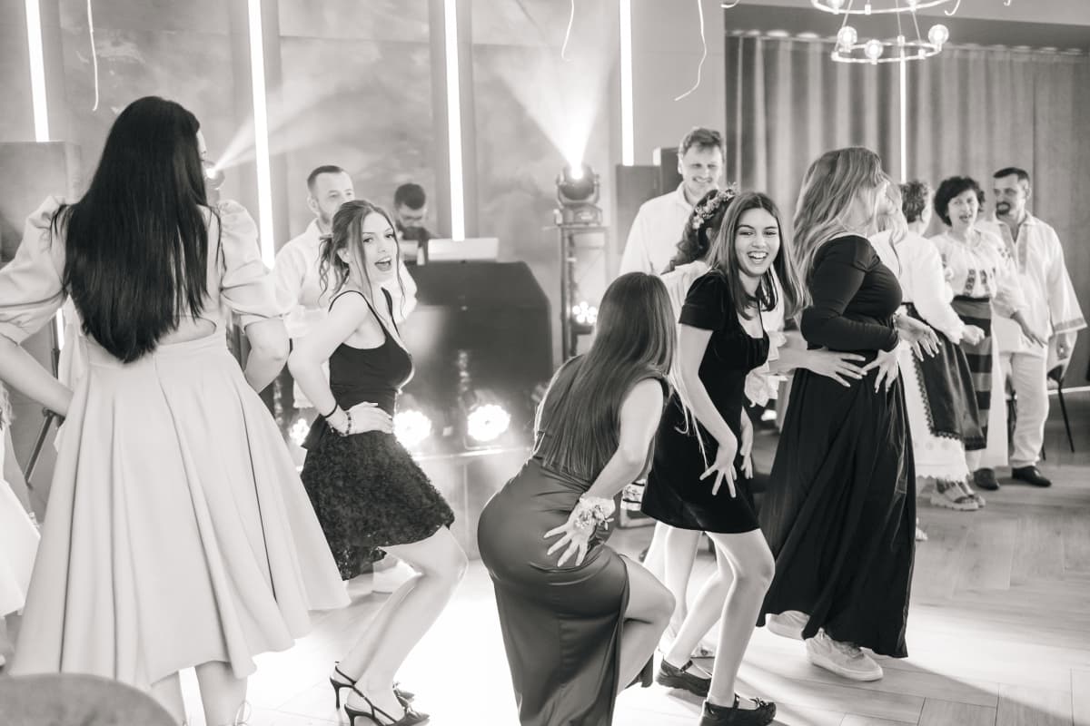 Fotografie de Madalin Ralea la Hotel Sorin Mihai 