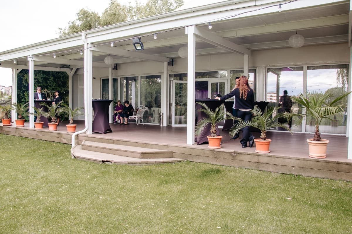 Fotografie de PixelMoments Photography la Luxury by the Lake