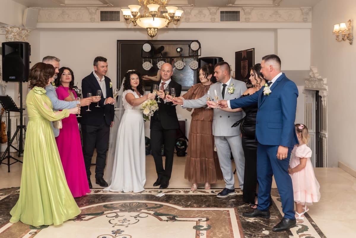 Fotografie de Time to Remember la Casa Crisan