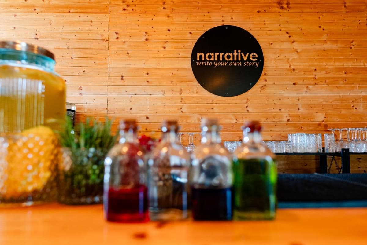 Fotografie de Live Love Laugh - Dana Sacalov la Narrative Events