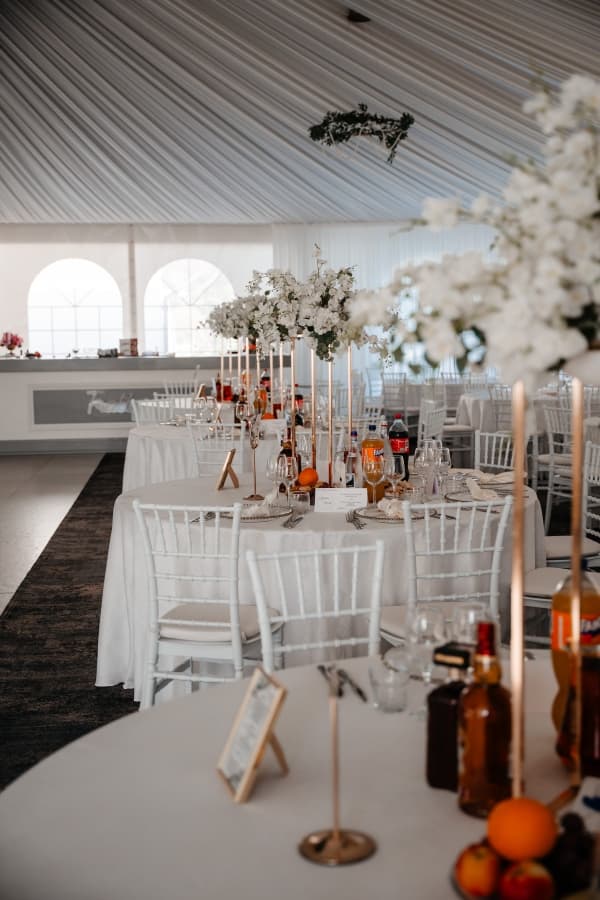 Fotografie de Raw Studio la Trattoria Summer Garden &amp; Events