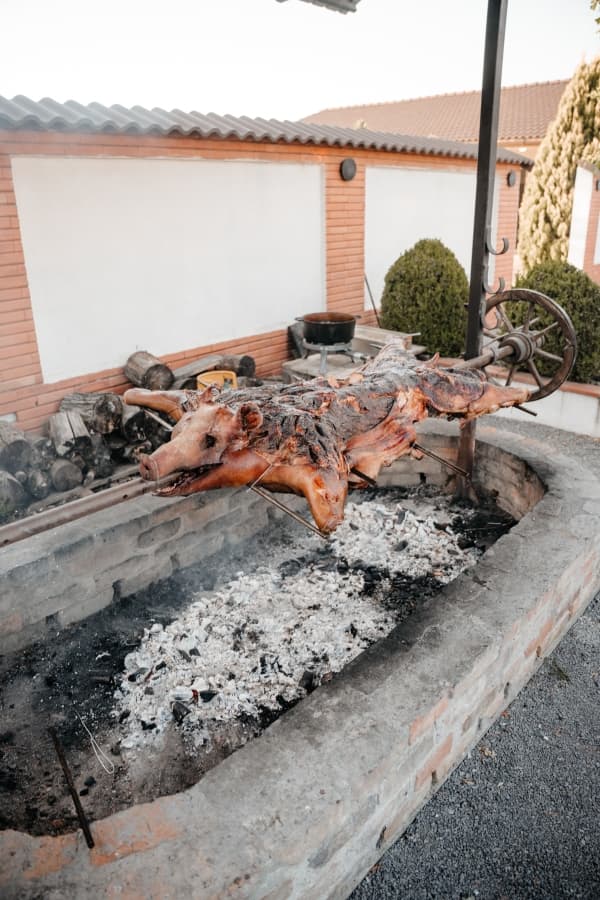 Trattoria Summer Garden &amp; Events - locatie pentru nunti in Onești, Bacău