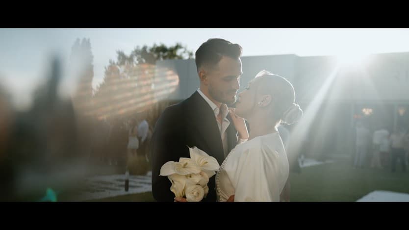 Videoclip de Alex Avram la Riva Venue