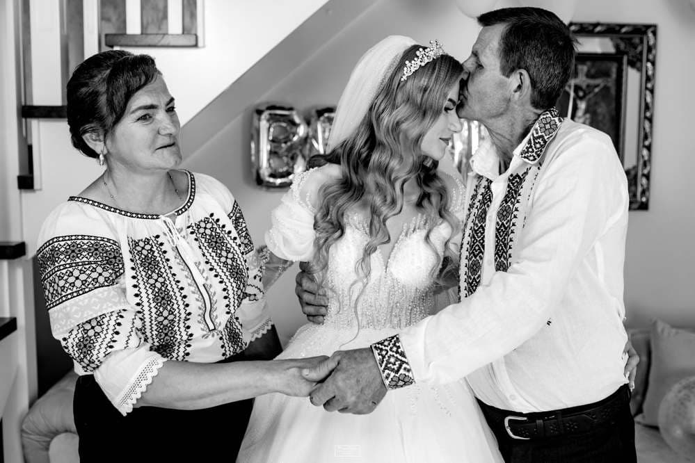 Valentina & Maxim - Fotografii de Miruna Buculei