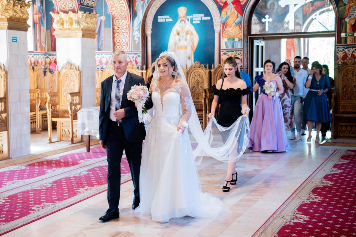 Fotografie de ArtaFilmării la Biserica Sfantul Nectarie