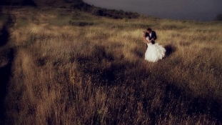 Mădălin Dumitru - Cel mai bun videoclip - Trash The Dress